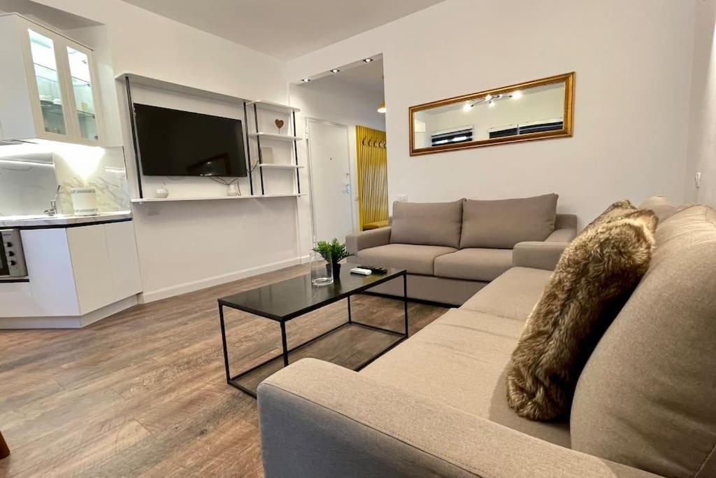 Апартаменты 53° Bs Skanderbeg Center Comfort *